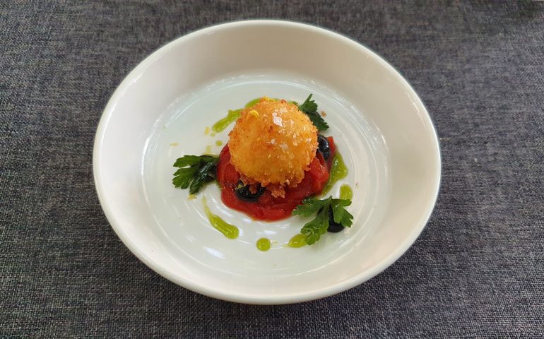 https://karpatiaettermek.hu/wp-content/uploads/2021/08/Hajdujaras-1880-Natural-Food-and-Wine-Etterem-6-770x480.jpg