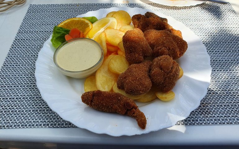 https://karpatiaettermek.hu/wp-content/uploads/2021/08/Szeged-Utkaparo-csarda-6-770x480.jpg