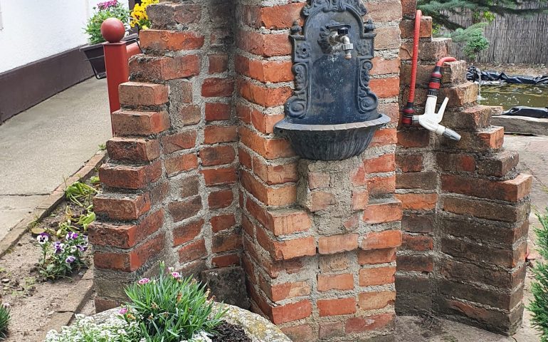 https://karpatiaettermek.hu/wp-content/uploads/2021/08/Szeged-Utkaparo-csarda-8-770x480.jpg