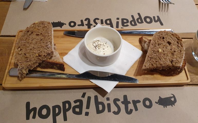 https://karpatiaettermek.hu/wp-content/uploads/2021/09/Budapest-Hoppa-bisztro-4-770x480.jpg