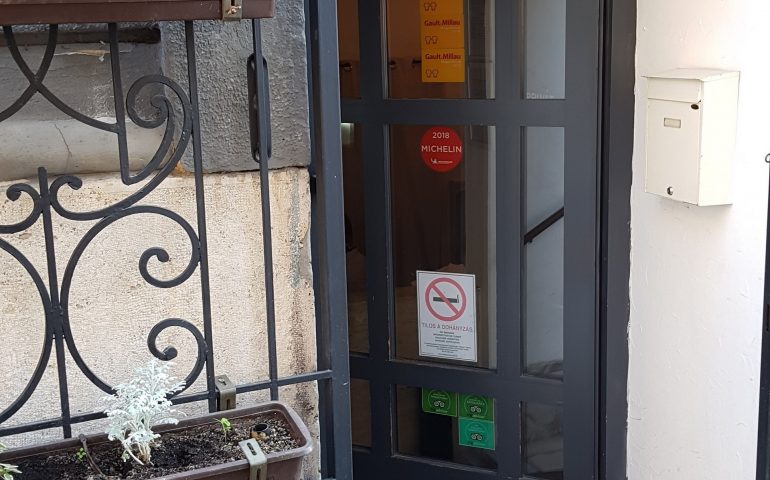 https://karpatiaettermek.hu/wp-content/uploads/2021/09/Budapest-Olimpia-Etterem-6-770x480.jpg