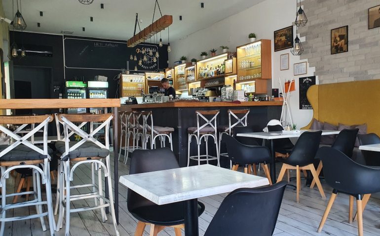 https://karpatiaettermek.hu/wp-content/uploads/2021/09/Mohacs-Fogpifkalo-Burgerezo-4-770x480.jpg