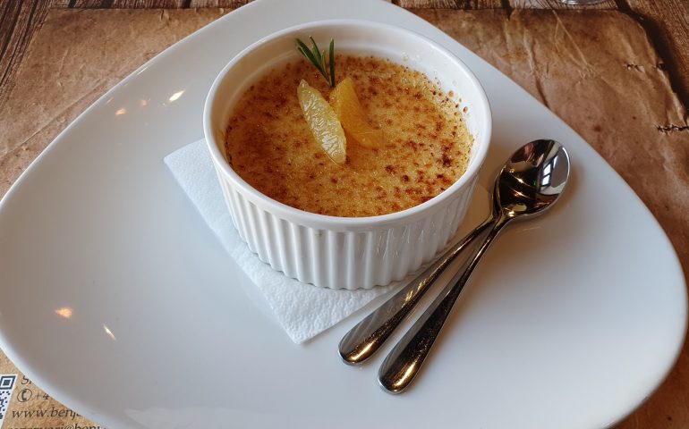 https://karpatiaettermek.hu/wp-content/uploads/2021/10/Nagyszeben-Benjamin-Steak-House-es-Bar-Etterem-1-770x480.jpg