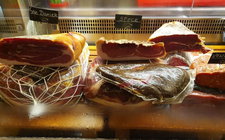 https://karpatiaettermek.hu/wp-content/uploads/2021/11/Baja-Borbistro-pub-9-770x480.jpg