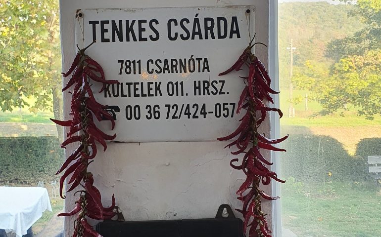 https://karpatiaettermek.hu/wp-content/uploads/2021/11/Csarnota-Tenkes-csarda-15-770x480.jpg