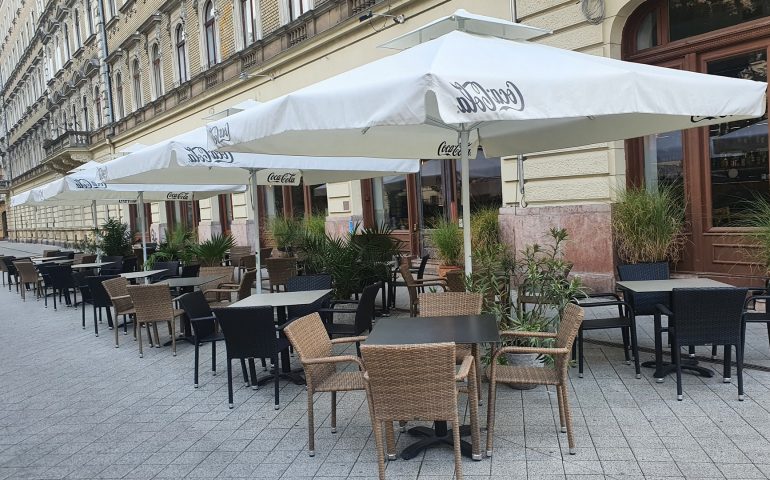 https://karpatiaettermek.hu/wp-content/uploads/2022/01/Budapest-Craft-head-brew-pub-and-bistro-2-770x480.jpg