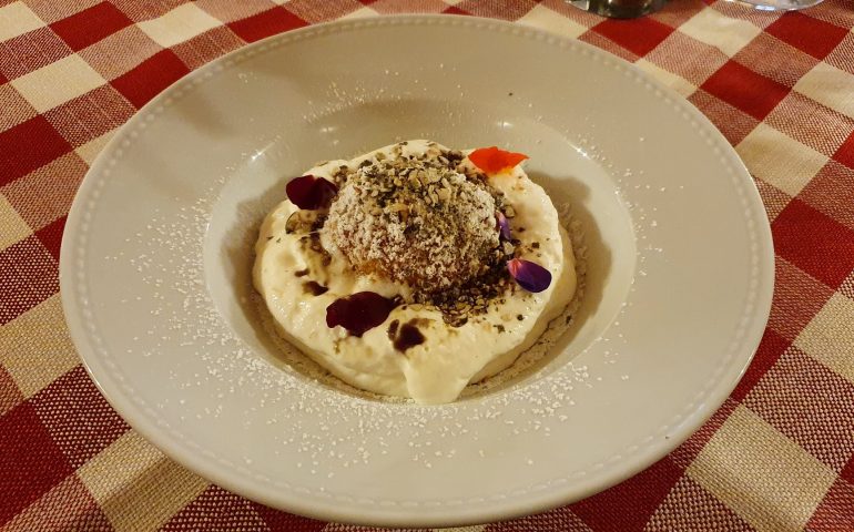 https://karpatiaettermek.hu/wp-content/uploads/2022/01/Mor-Oreg-Pres-Etterem-6-770x480.jpg