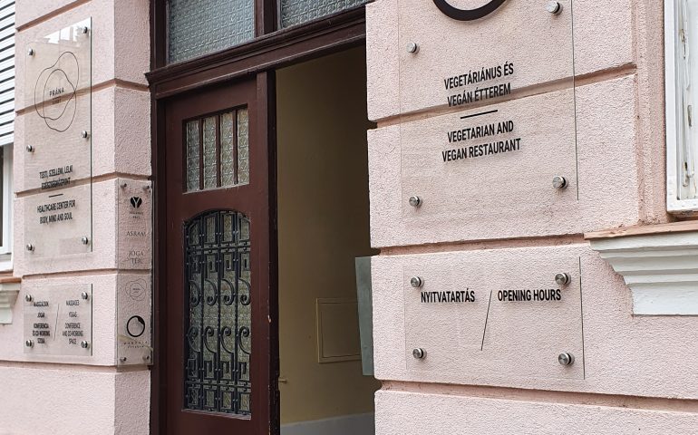 https://karpatiaettermek.hu/wp-content/uploads/2022/06/20211018_135716-770x480.jpg