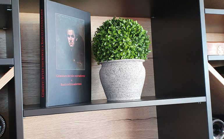 https://karpatiaettermek.hu/wp-content/uploads/2023/04/20220701_185709-770x480.jpg