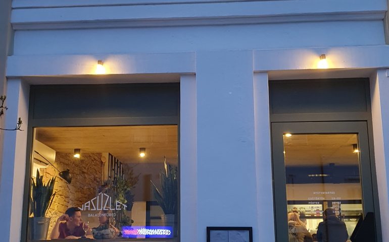 https://karpatiaettermek.hu/wp-content/uploads/2023/04/20230415_194416-770x480.jpg