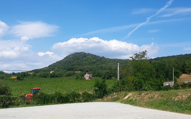 https://karpatiaettermek.hu/wp-content/uploads/2023/05/20220727_141505-770x480.jpg