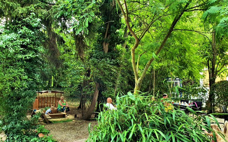 https://karpatiaettermek.hu/wp-content/uploads/2023/05/20220728_100441-770x480.jpg