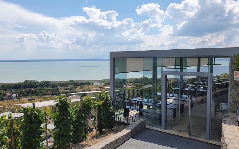 https://karpatiaettermek.hu/wp-content/uploads/2023/05/20220802_144546-770x480.jpg