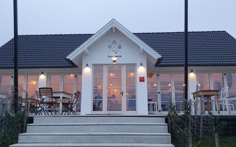 https://karpatiaettermek.hu/wp-content/uploads/2023/05/20230415_192735-770x480.jpg