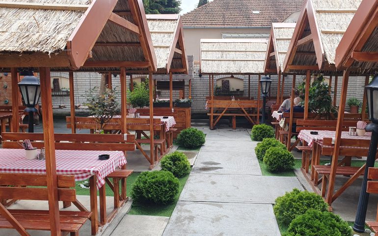 https://karpatiaettermek.hu/wp-content/uploads/2023/06/20230517_131942-770x480.jpg