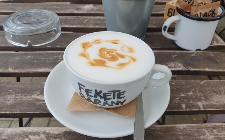 https://karpatiaettermek.hu/wp-content/uploads/2023/07/20230616_142645-770x480.jpg