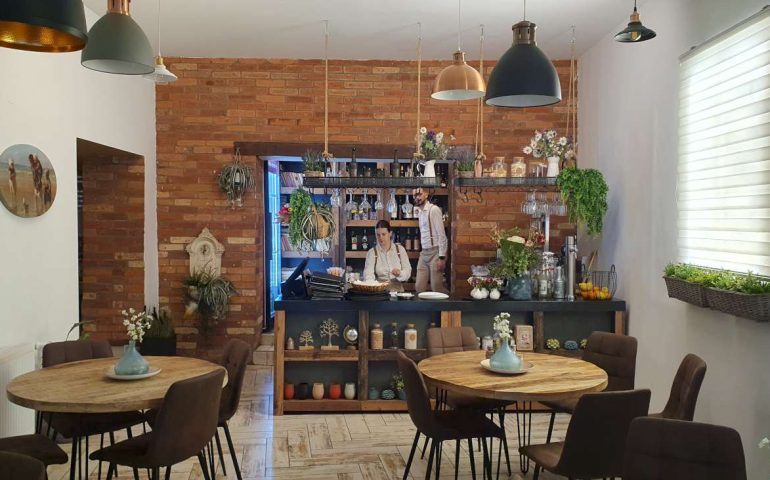 https://karpatiaettermek.hu/wp-content/uploads/2024/05/20240523_190357-1300-770x480.jpg