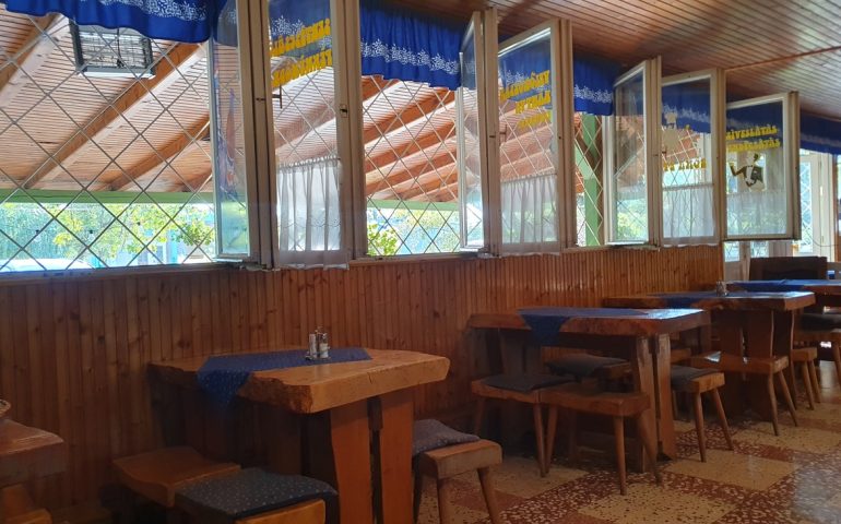 https://karpatiaettermek.hu/wp-content/uploads/2024/08/20240815_175555-1300-770x480.jpg