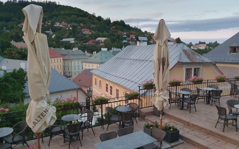 https://karpatiaettermek.hu/wp-content/uploads/2025/08/20250804_202357-1300-770x480.jpg