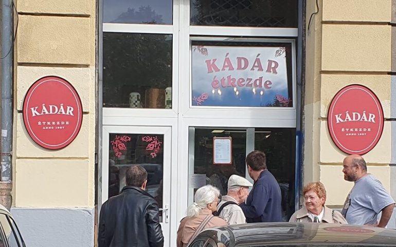https://karpatiaettermek.hu/wp-content/uploads/2025/10/20251007_125332-1300-770x480.jpg