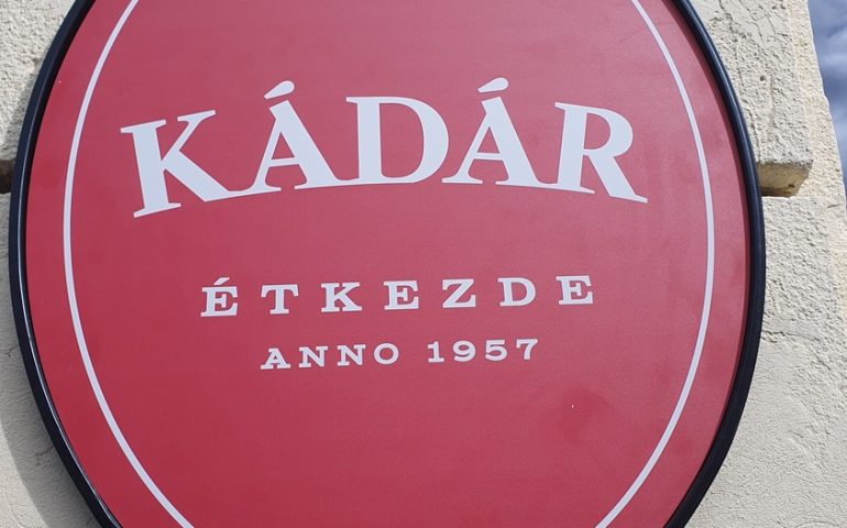 https://karpatiaettermek.hu/wp-content/uploads/2025/10/20251007_125342-1300-770x480.jpg