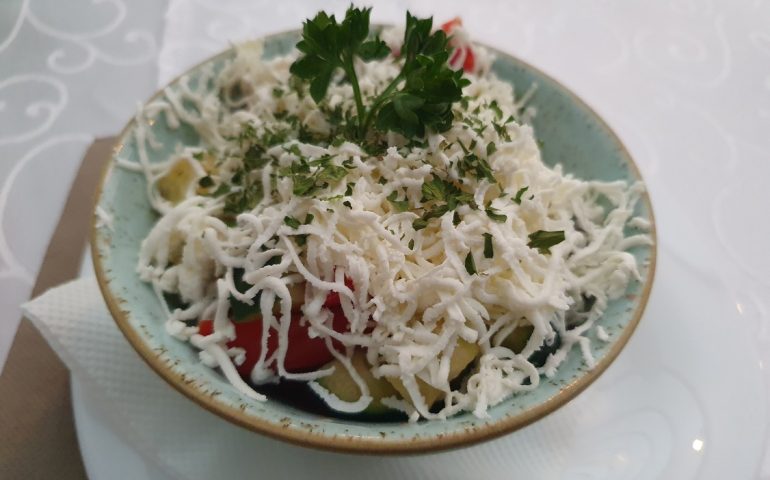 https://karpatiaettermek.hu/wp-content/uploads/2026/06/20260528_194502-1300-770x480.jpg